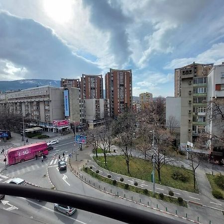 City Center Chic, Urban Apartment Skopje Ngoại thất bức ảnh
