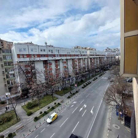 City Center Chic, Urban Apartment Skopje Ngoại thất bức ảnh