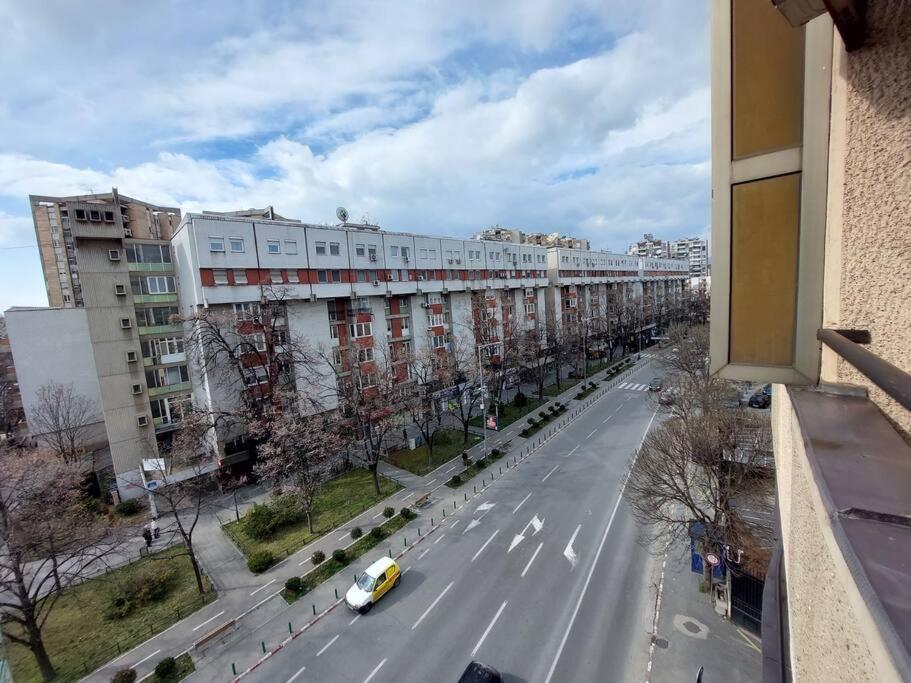City Center Chic, Urban Apartment Skopje Ngoại thất bức ảnh
